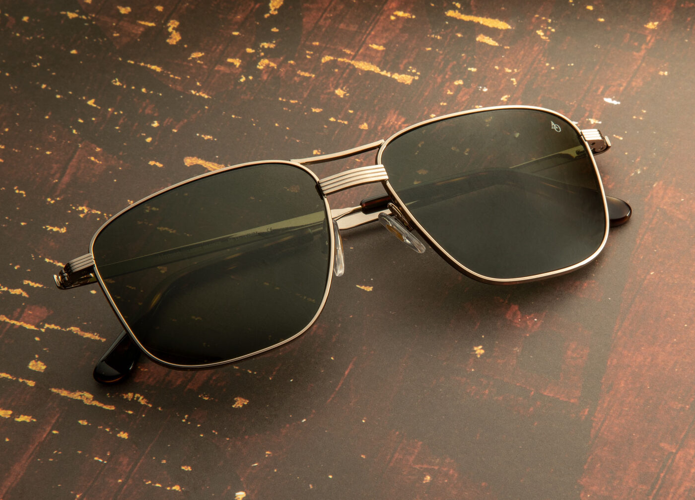 9 Tips for Choosing Sunglasses for Big Faces