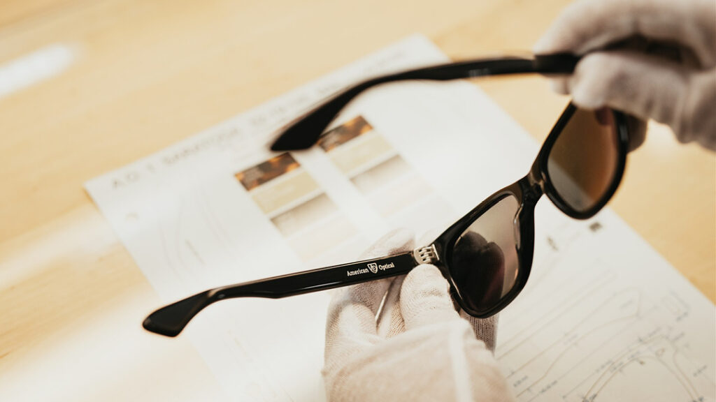 How to Spot Knock-off Designer Sunglasses